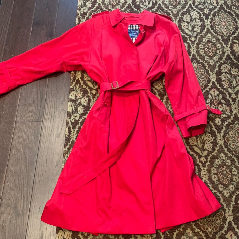 Burberry authentic red trench coat sz 12UK/10US